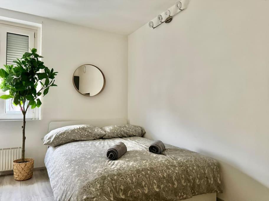 Stylish Schonbrunn Apartments - Free Underground Parking Viena Exterior foto